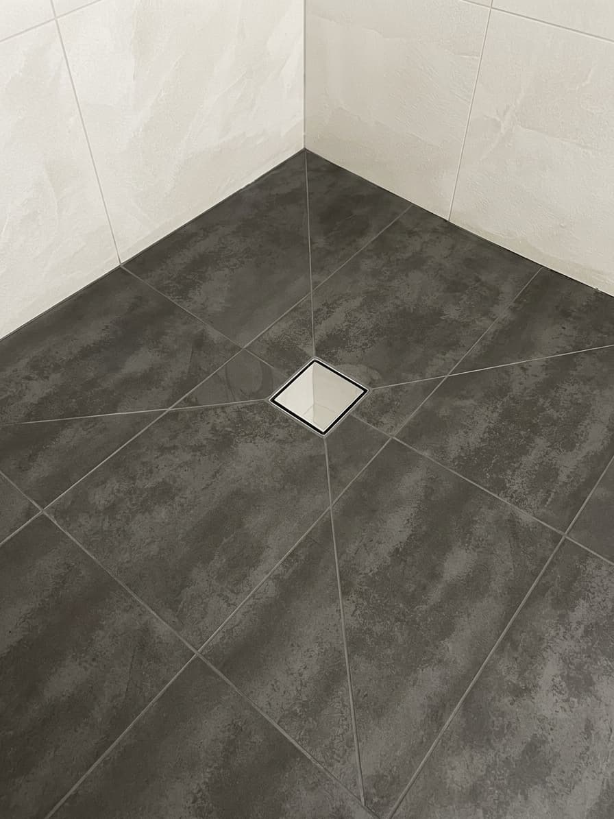 Precision Screed & Custom Patterns